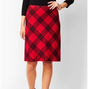 Beautiful plaid pencil skirt